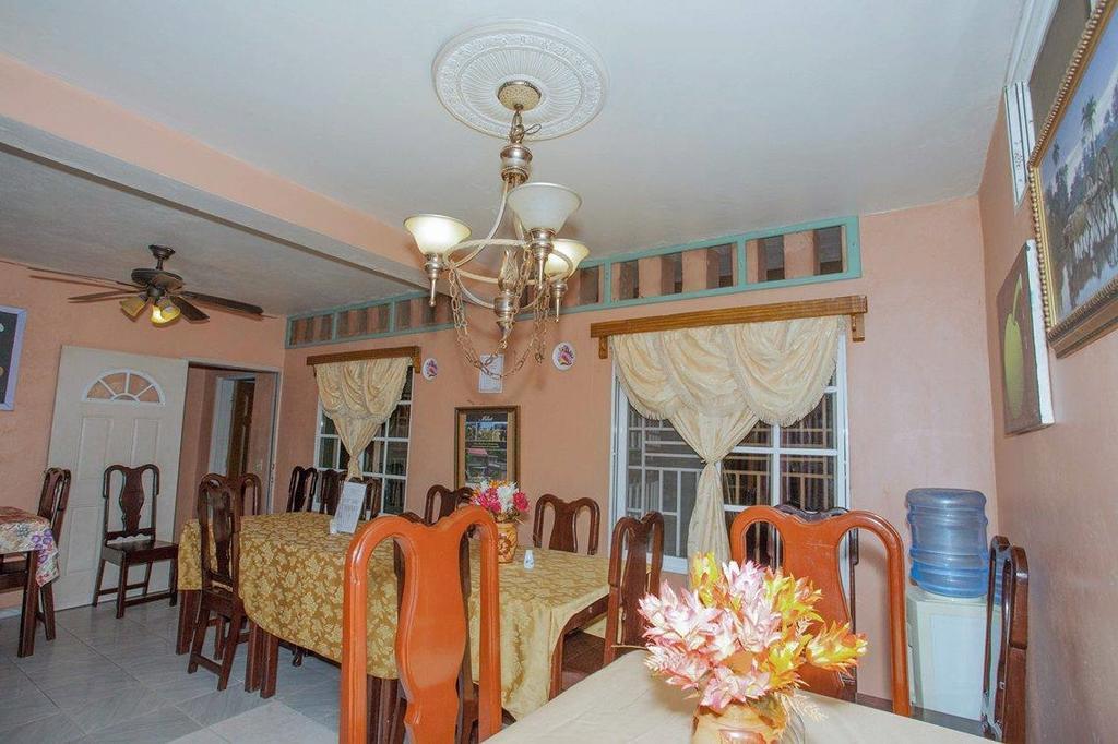 Samson La Belle Maison Milot מראה חיצוני תמונה